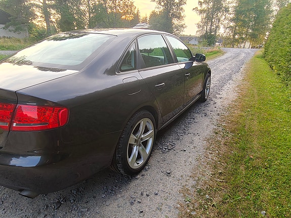 Audi A4 5 of 5