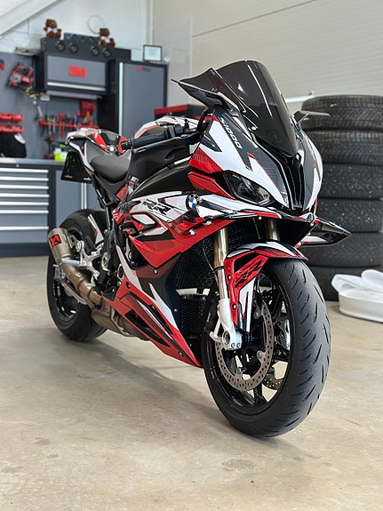 BMW S 1000 RR 4 of 5