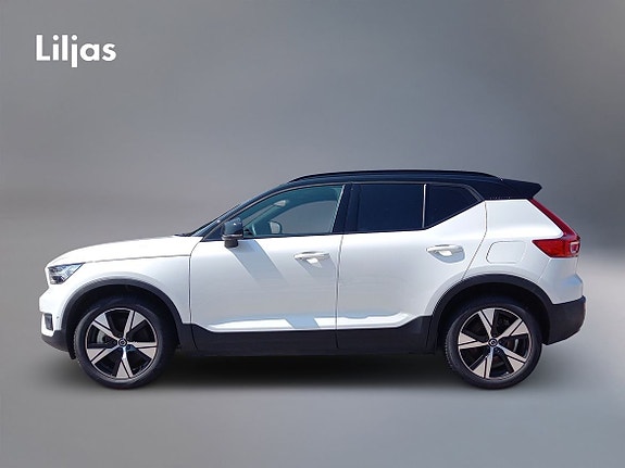 Volvo XC40 4 of 4