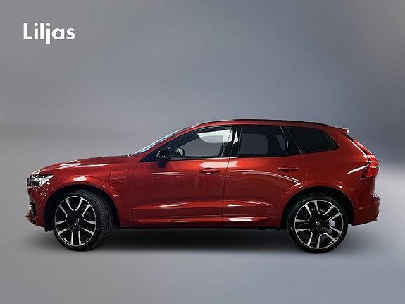 Volvo XC60 3 of 11