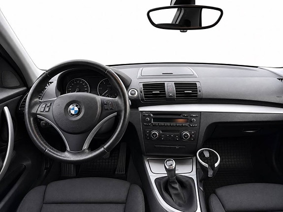 BMW 118d 8 of 9