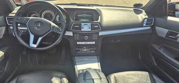 Mercedes-Benz E250 4 of 9