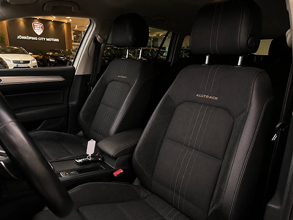 Volkswagen Passat Alltrack 11 of 19
