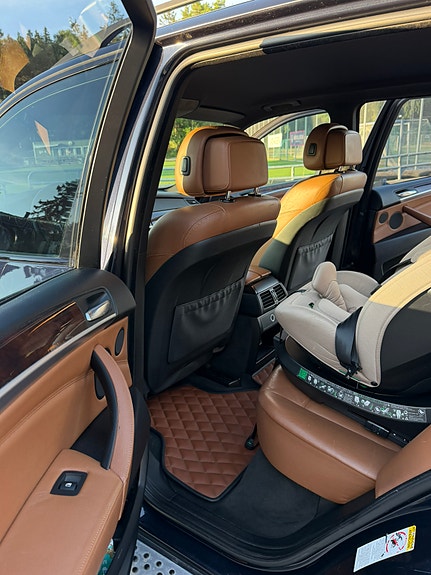 BMW X5 10 of 17
