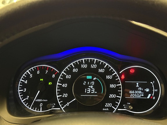 Nissan Note 18 of 27