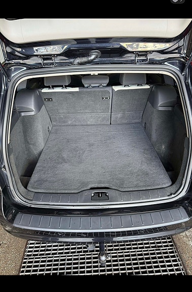 Volvo V50 5 of 5