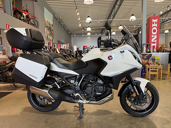 Honda NT1100D DCT #Endast 1730mil# 2 of 5