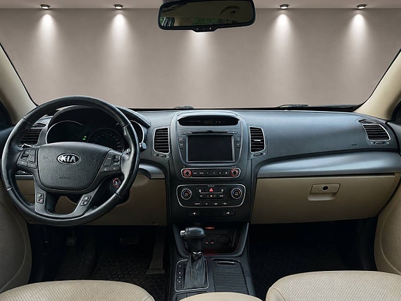 Kia Sorento 12 of 22