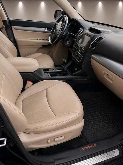 Kia Sorento 14 of 22