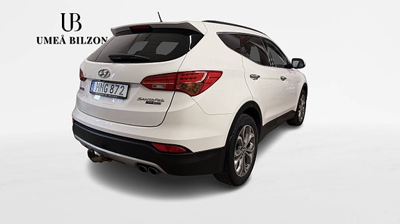 Hyundai Santa Fe 3 of 8