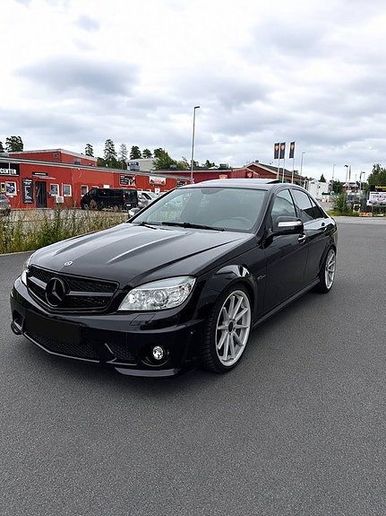 Mercedes-Benz C63