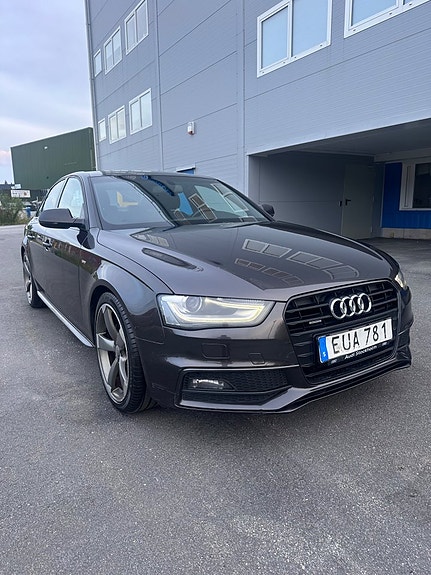 Audi A4 3 of 19