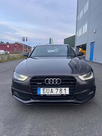 Audi A4 2 of 19