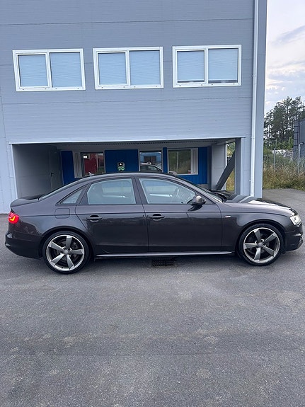 Audi A4 8 of 19