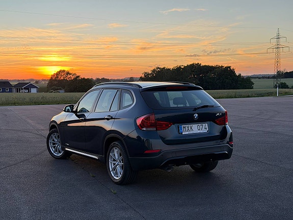 BMW X1 2 of 5
