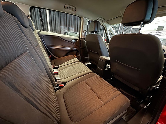 Opel Zafira Tourer 7 of 17