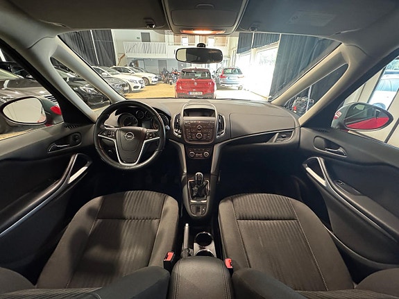Opel Zafira Tourer 16 of 17