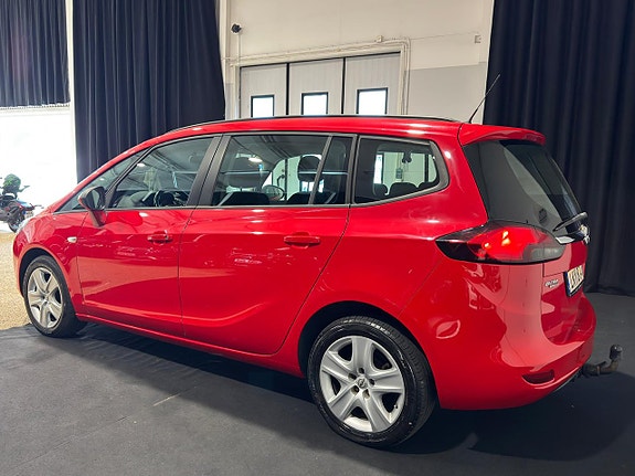 Opel Zafira Tourer 4 of 5
