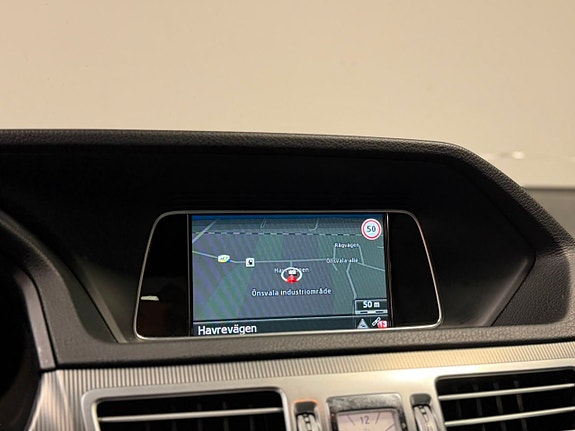 Mercedes-Benz E300 20 of 23