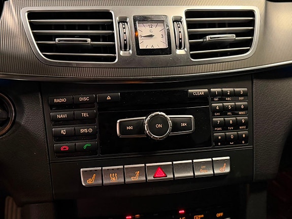 Mercedes-Benz E300 21 of 23