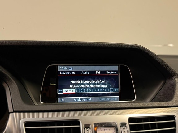 Mercedes-Benz E300 22 of 23