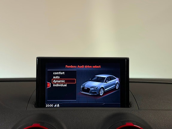 Audi RS3 14 of 27