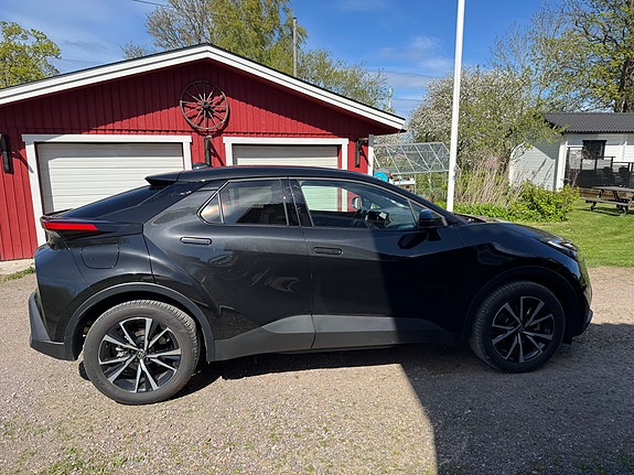 Toyota C-HR 5 of 5