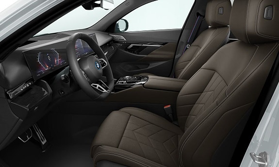 BMW i5 3 of 3