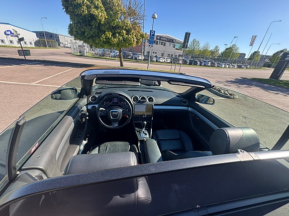 Audi Cabriolet 2 of 5