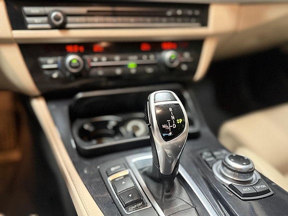 BMW 525d 2 of 16