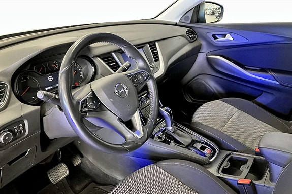 Opel Grandland X 10 of 18