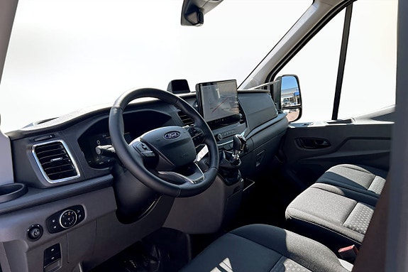Ford Transit 4 of 5