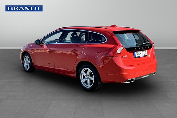 Volvo V60 3 of 5