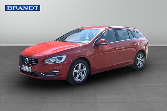Volvo V60 2 of 5