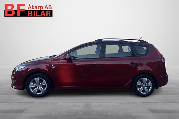 Hyundai i30 2 of 5
