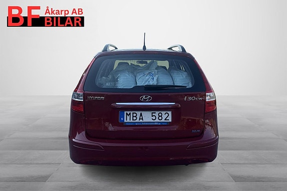 Hyundai i30 6 of 15