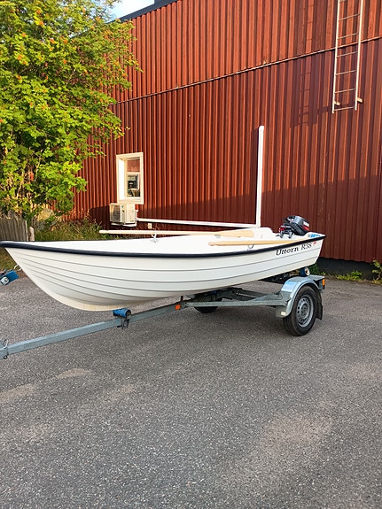 Uttern 38 R i nästan nyskick. Hemkörning. Kom med bud om priset inte passar. 16 of 17