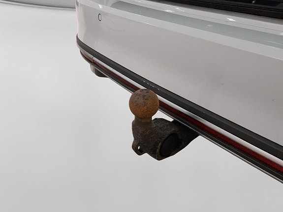 Volkswagen Passat Alltrack 9 of 18
