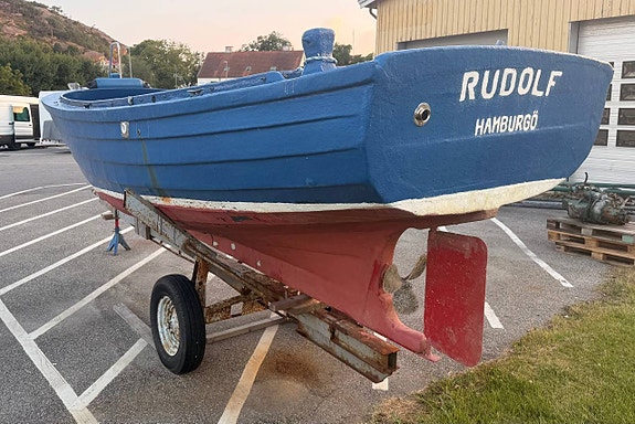 Plastad Tressfjords julle ”Rudolf” 6 of 6