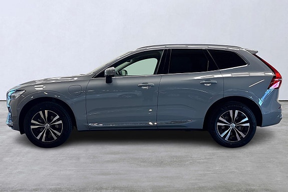 Volvo XC60 2 of 5