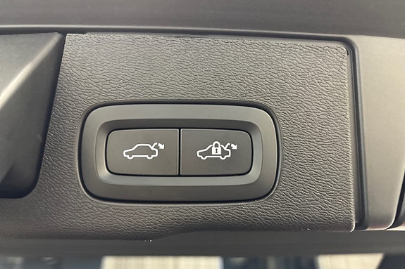 Volvo XC60 19 of 23