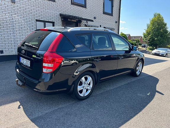 Kia Ceed 11 of 17