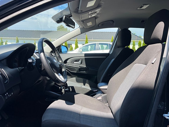 Kia Ceed 13 of 17