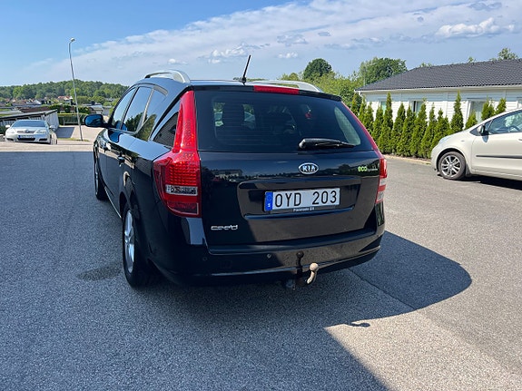 Kia Ceed 8 of 17