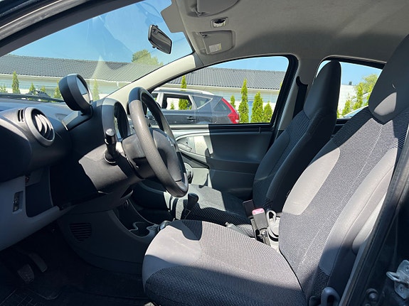 Peugeot 107 13 of 17