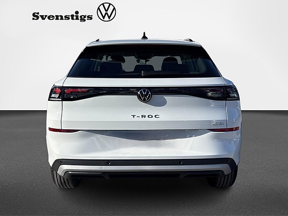 Volkswagen T-Roc 4 of 5