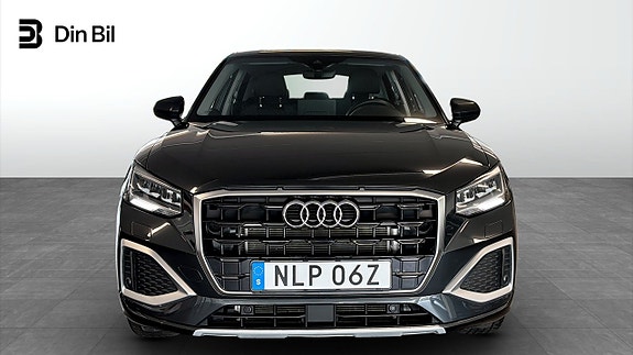 Audi Q2 4 of 5