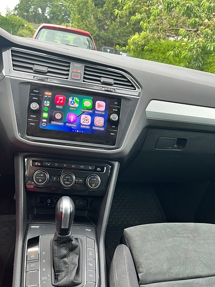 Volkswagen Tiguan 7 of 12