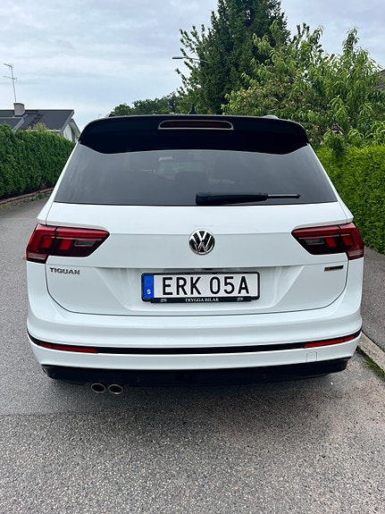Volkswagen Tiguan 5 of 12