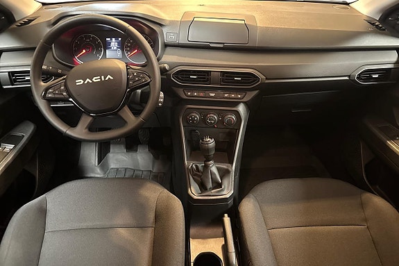 Dacia Sandero 9 of 14